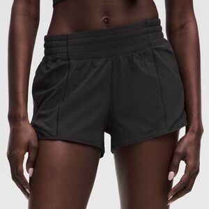 Lululemon Hotty Hot High-Rise Lined Short 2.5"